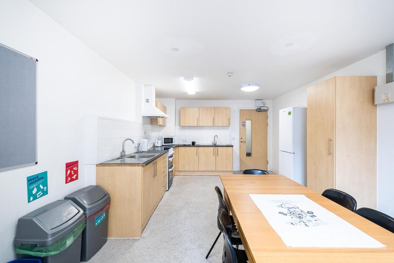 1 Night Free Comfortable Ensuite Rooms, Gillingham - Sk Hoo Zewnętrze zdjęcie
