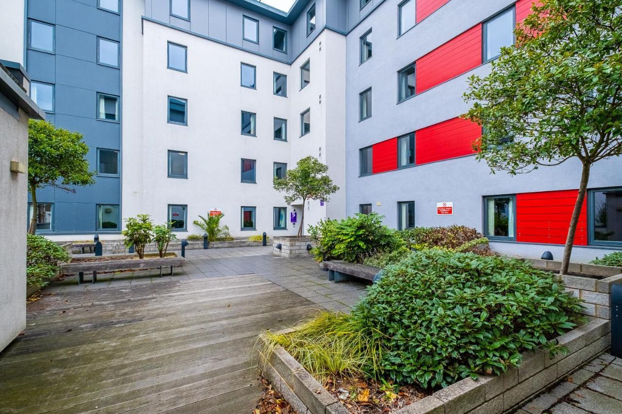 1 Night Free Comfortable Ensuite Rooms, Gillingham - Sk Hoo Zewnętrze zdjęcie