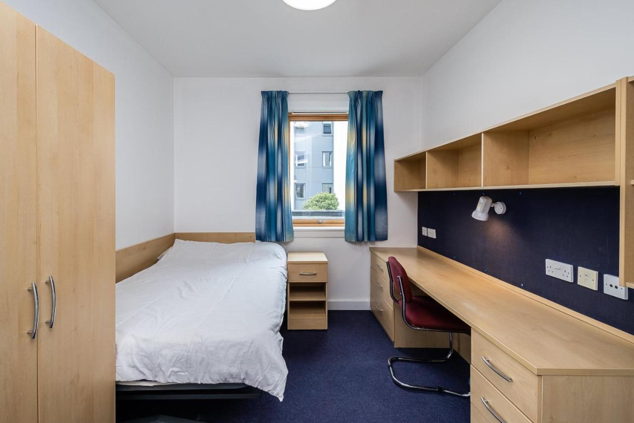 1 Night Free Comfortable Ensuite Rooms, Gillingham - Sk Hoo Zewnętrze zdjęcie